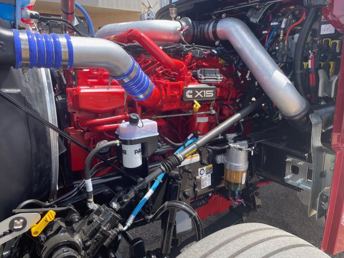 2026 Peterbilt 589-12