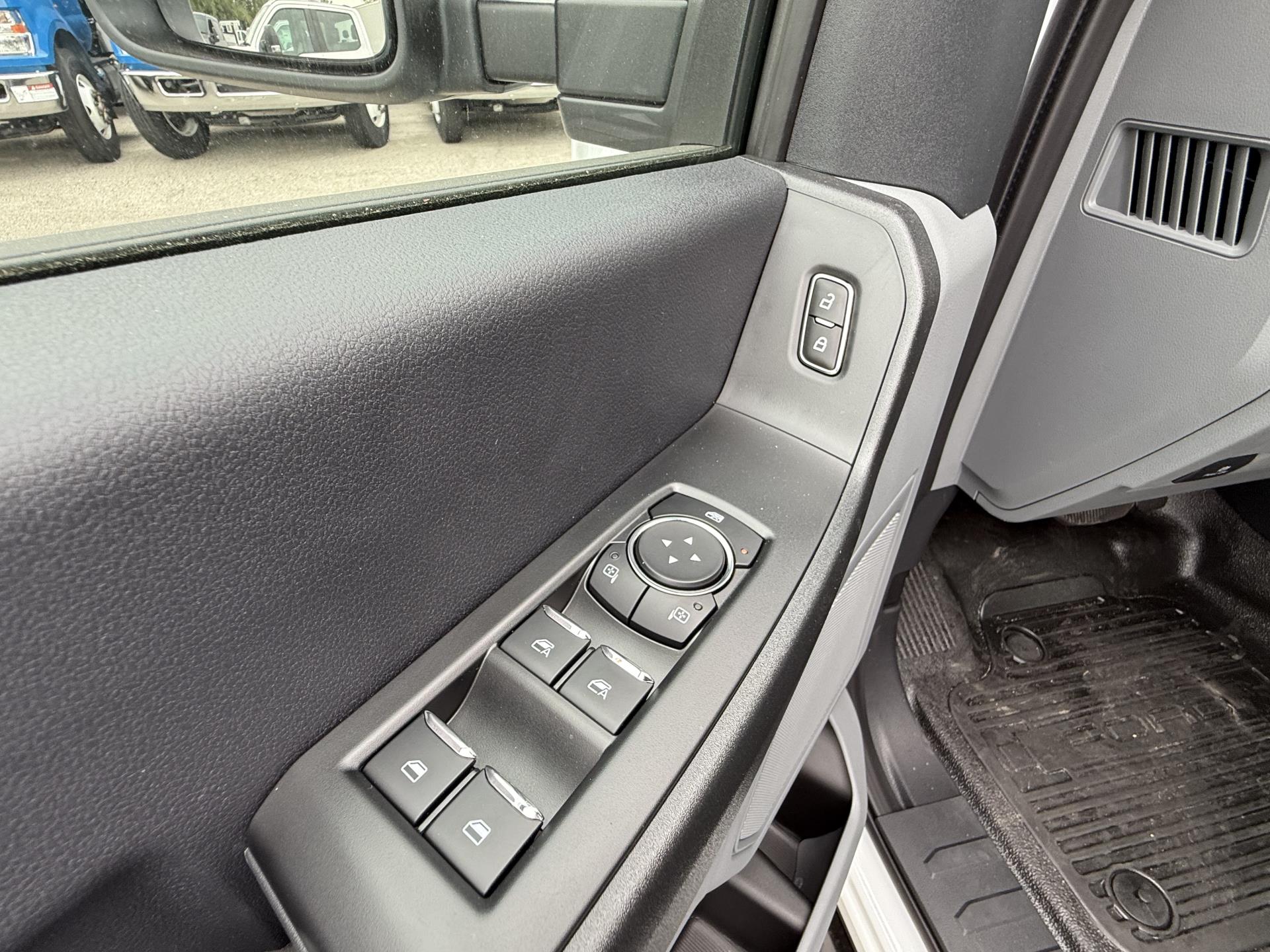 New 2025 Ford F-550 XL Crew Cab Cab Chassis for sale #1914419 - photo 10