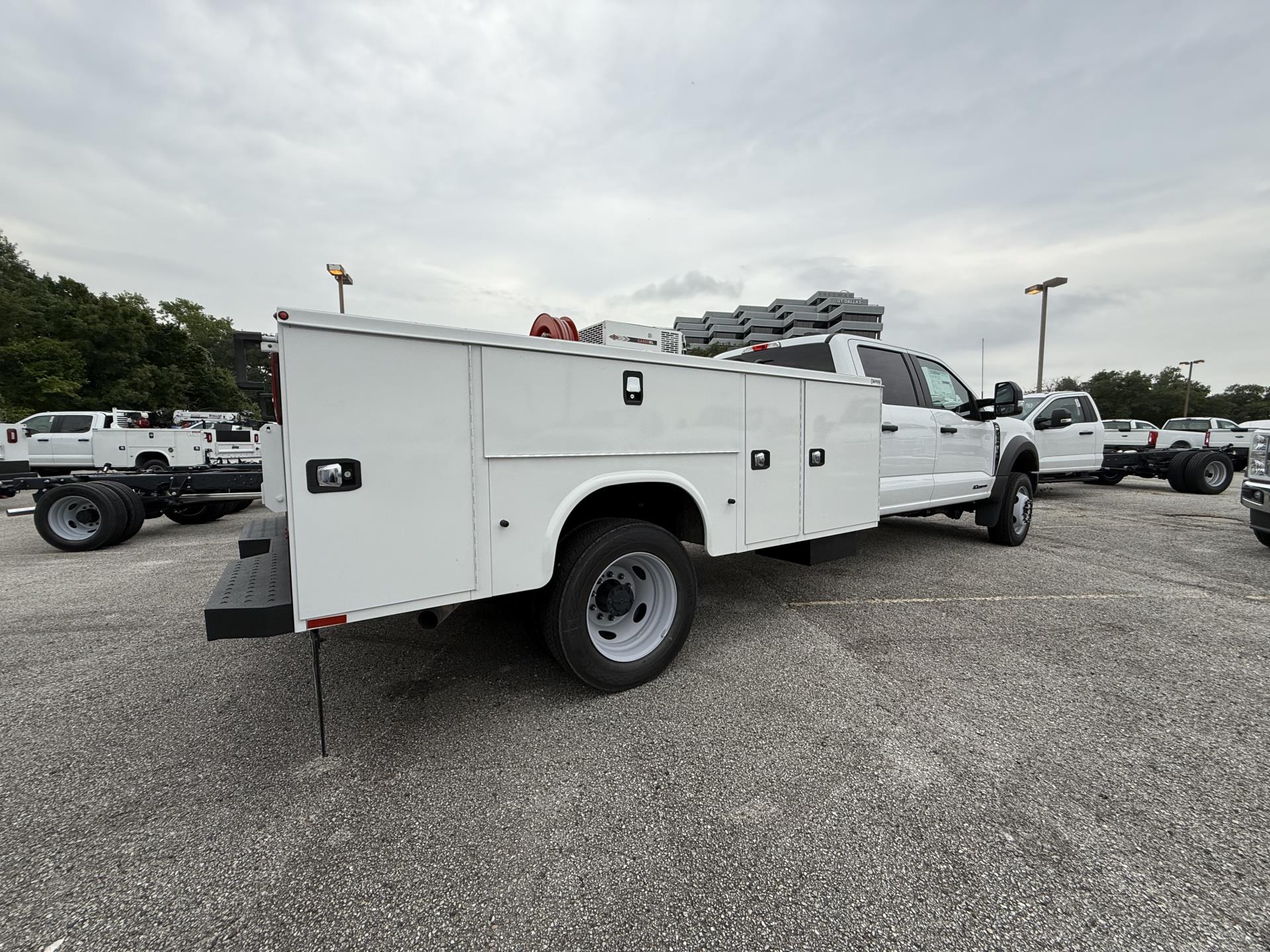 2025 Ford F-550 Crew Cab DRW 4x4 Service Truck for sale #1887229 - photo 2