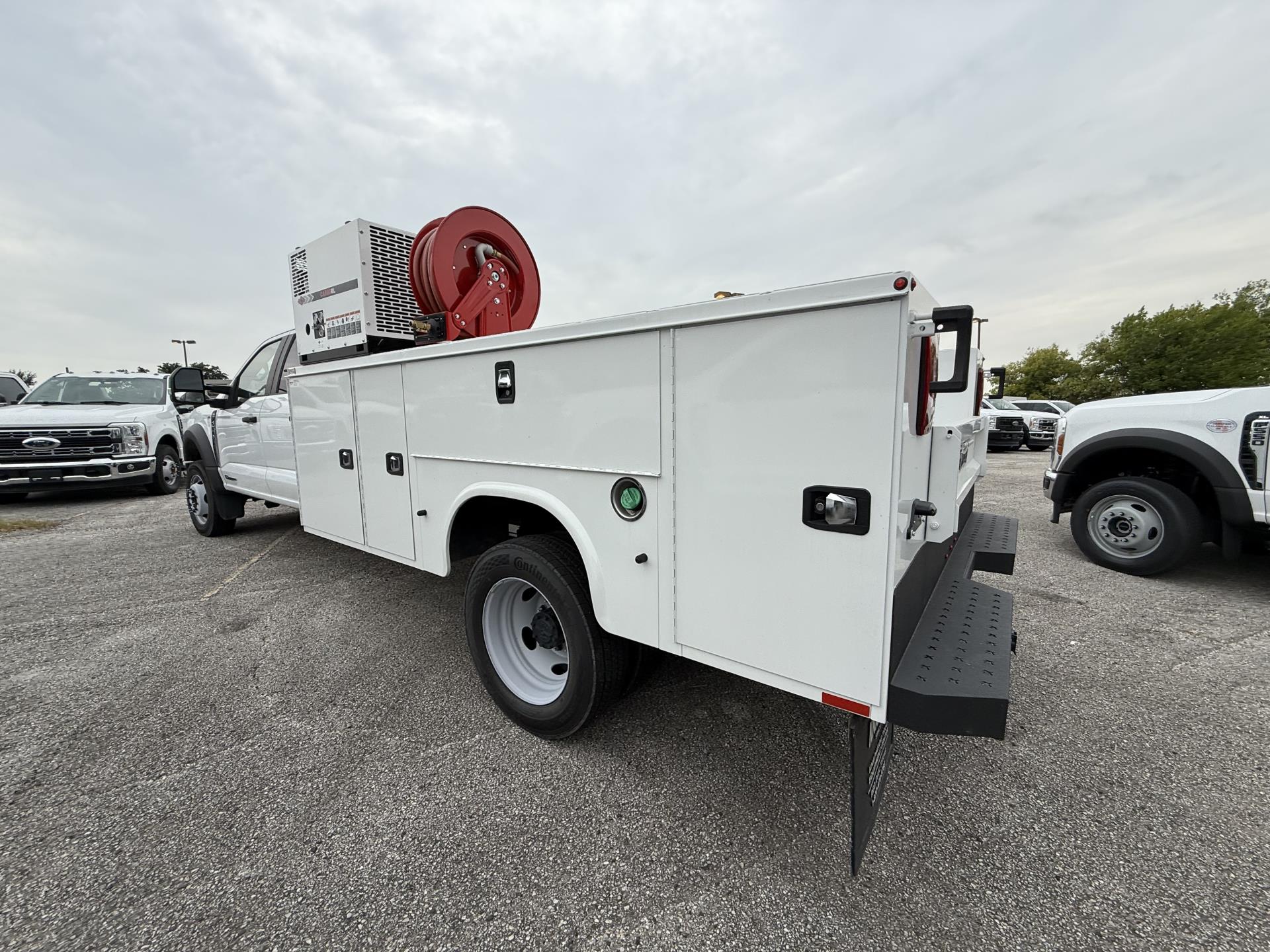 New 2025 Ford F-550 Crew Cab 4x4 Knapheide 6132D54 11' 1" Service Truck for sale #1887229 - photo 11
