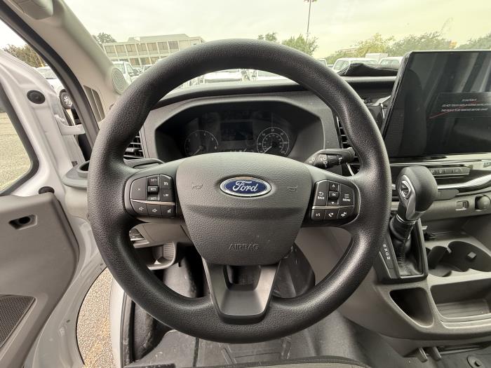 2025 Ford Transit-350-17