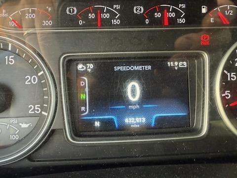 2020 International LT625-4