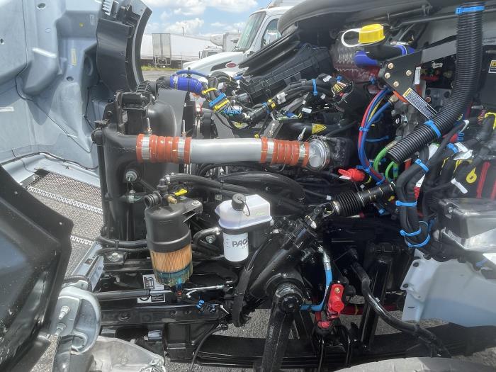 2026 Peterbilt 548-15