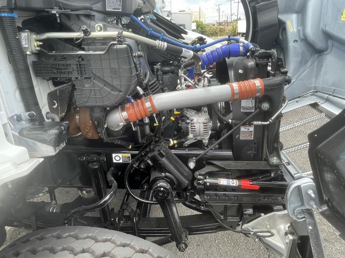 2026 Peterbilt 548-17