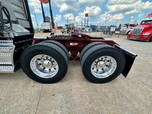 2022 Kenworth W900L-9