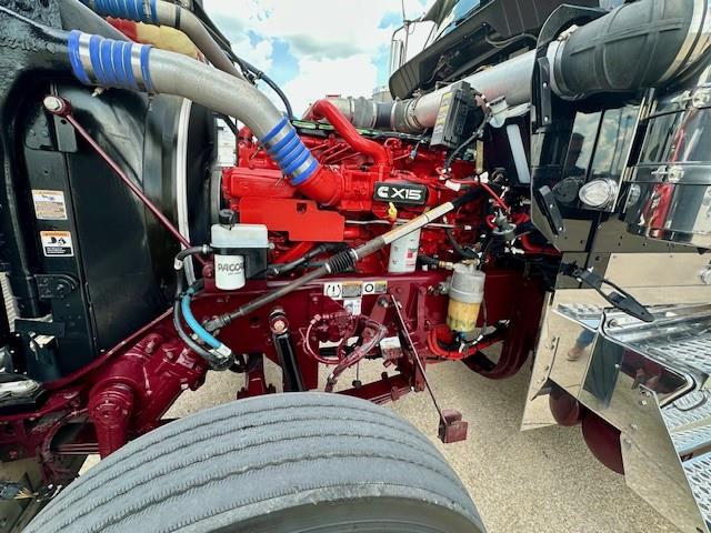2022 Kenworth W900L-19