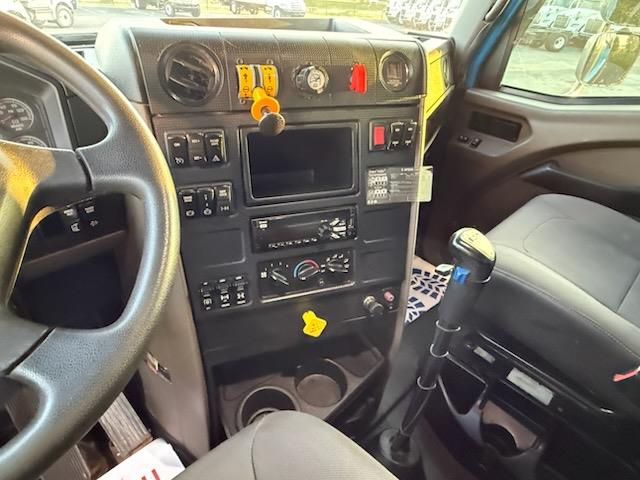 2019 International HX615-3