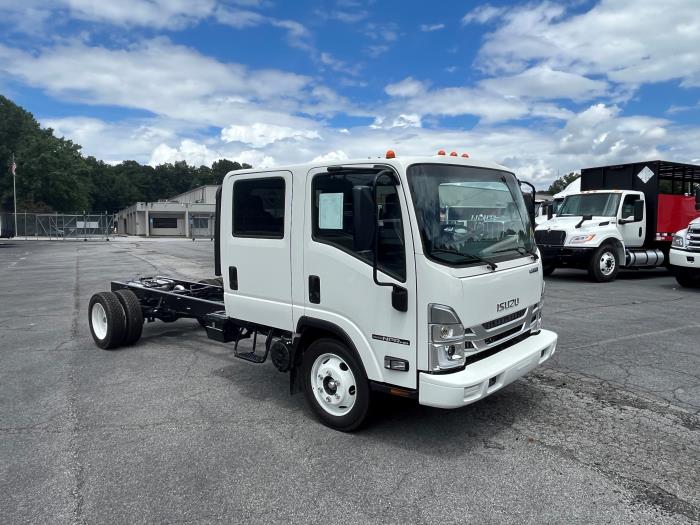 2026 Isuzu NPR-HD-3