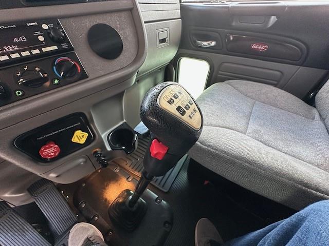 2023 Peterbilt 389-14