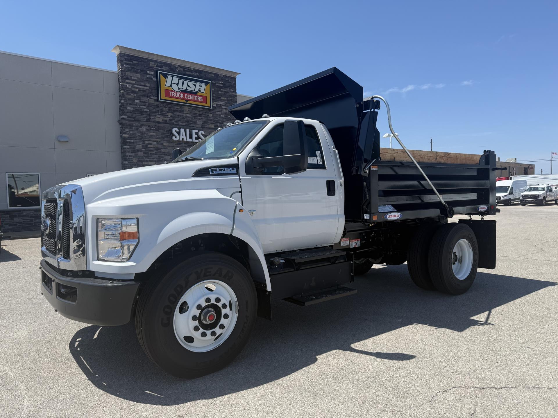 New 2025 Ford F-750 Regular Cab Dump Truck for sale #1794196 - photo 4