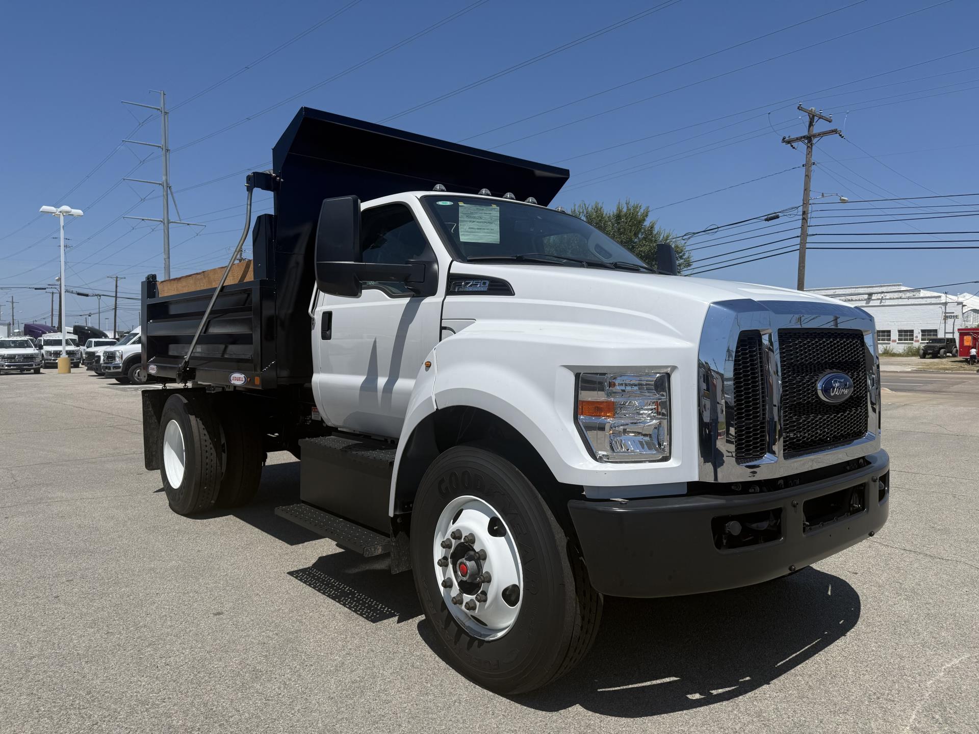 2025 Ford F-750 Regular Cab DRW 4x2 Dump Truck for sale #1794196 - photo 1