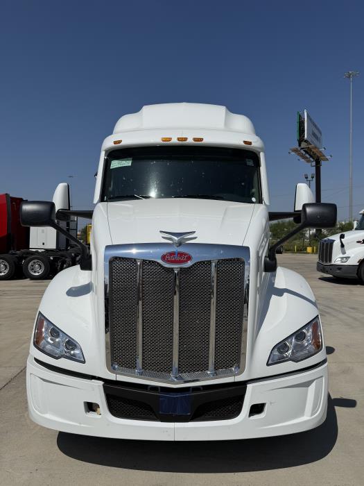 2026 Peterbilt 579-7