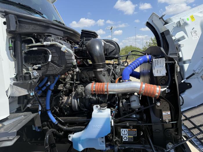 2026 Peterbilt 579-8