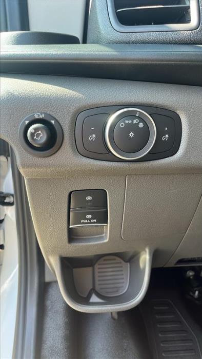 2025 Ford Transit-350-13