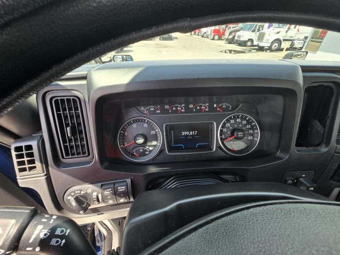 2020 International LT625-12