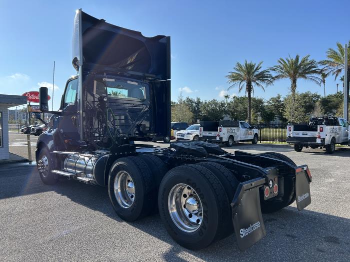 2020 International LT625-3