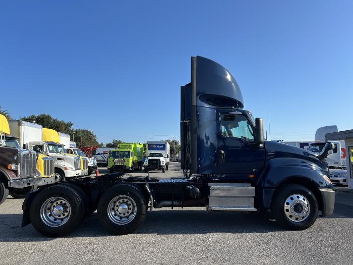 2020 International LT625-4