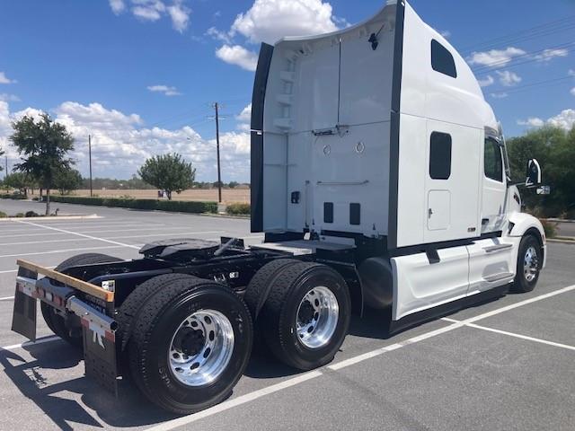 2026 Peterbilt 579 photo 4
