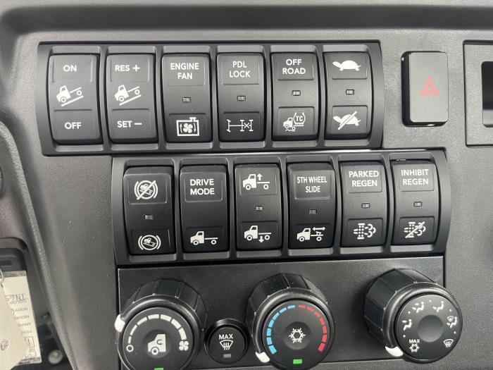 2026 International LT625-16