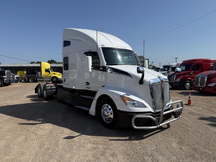 2023 Kenworth T680-27