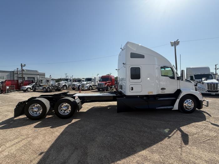 2023 Kenworth T680-30