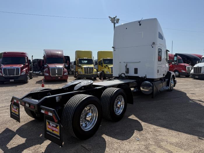 2023 Kenworth T680-32