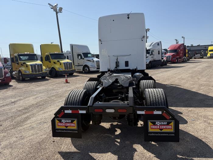 2023 Kenworth T680-35