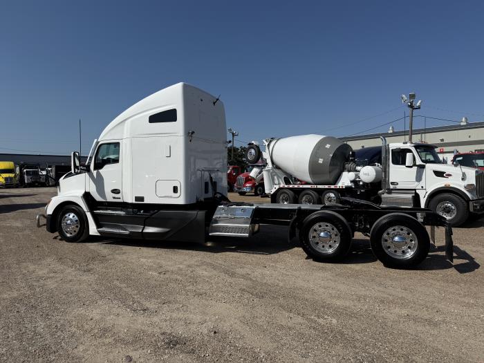 2023 Kenworth T680-41