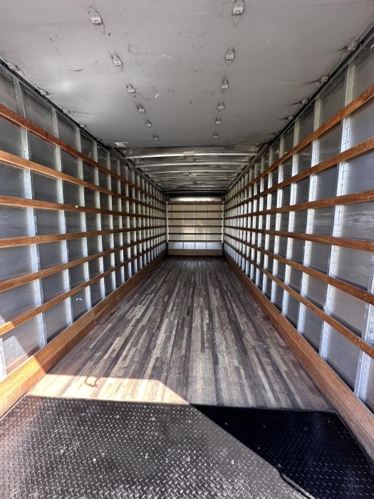 2019 Freightliner Business Class M2 106-10