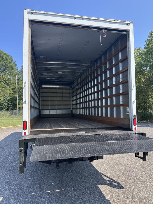 2019 Freightliner Business Class M2 106-13