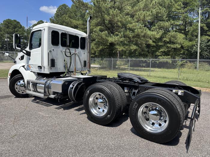 2021 Peterbilt 579-5