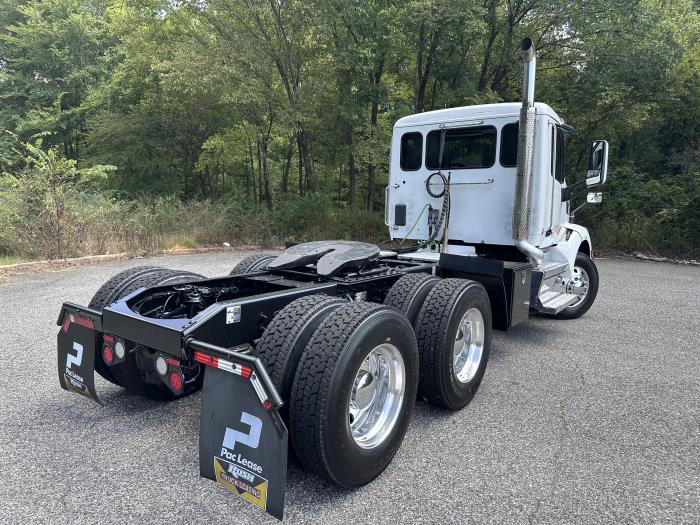 2021 Peterbilt 579-9