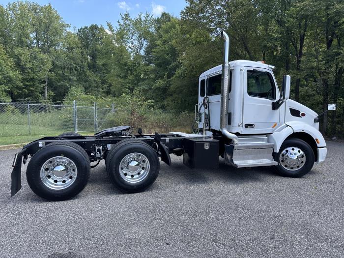 2021 Peterbilt 579-11