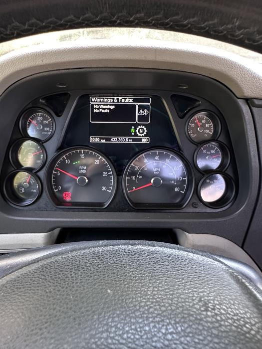 2021 Peterbilt 579-14