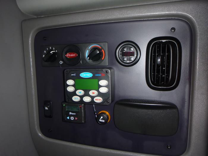 2023 Peterbilt 389-21