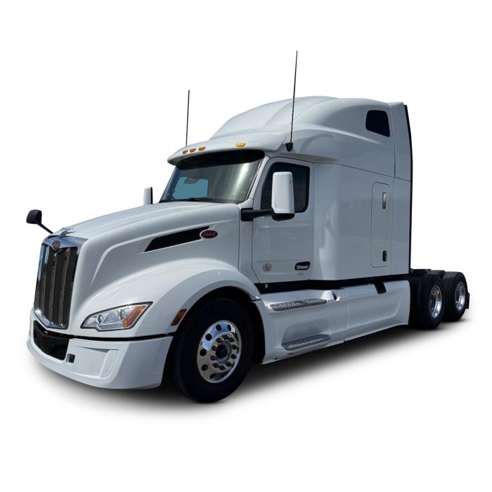2022 Peterbilt 579-0