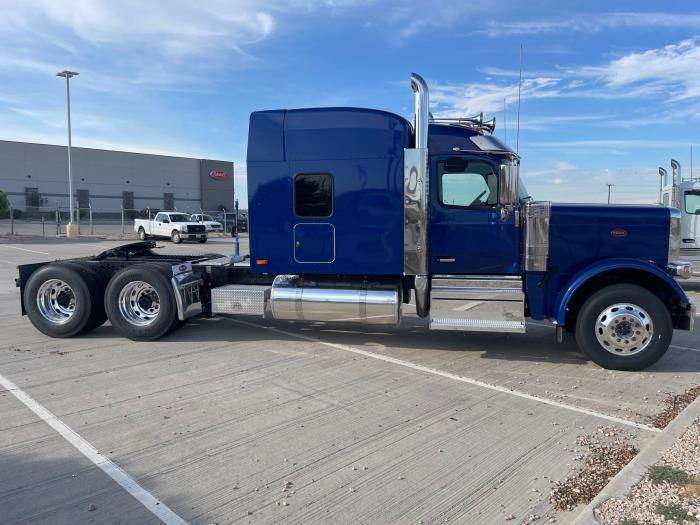 2026 Peterbilt 589-4