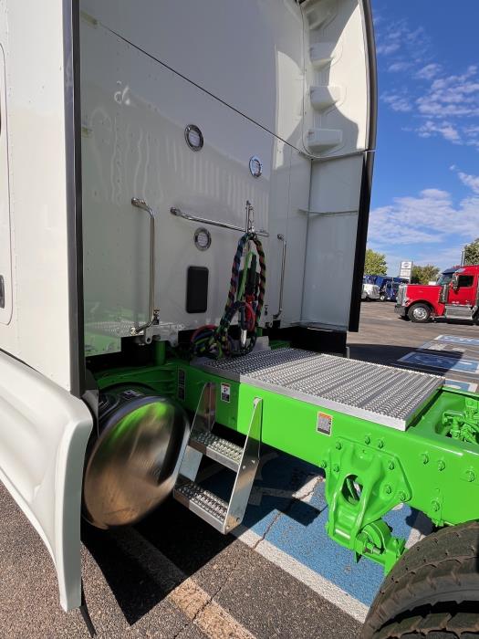 2026 Peterbilt 579-10