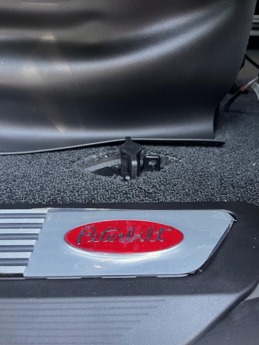 2026 Peterbilt 579-29