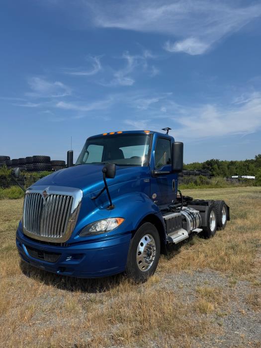 2019 International RH613 RH photo 2