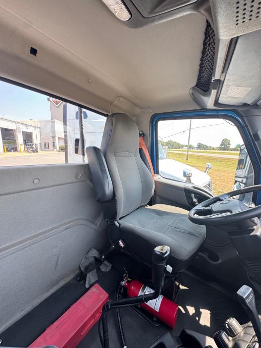 2019 International RH613-17