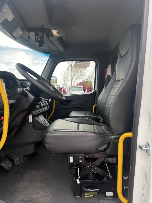 2026 Peterbilt 548-13