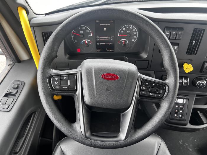 2026 Peterbilt 548-14