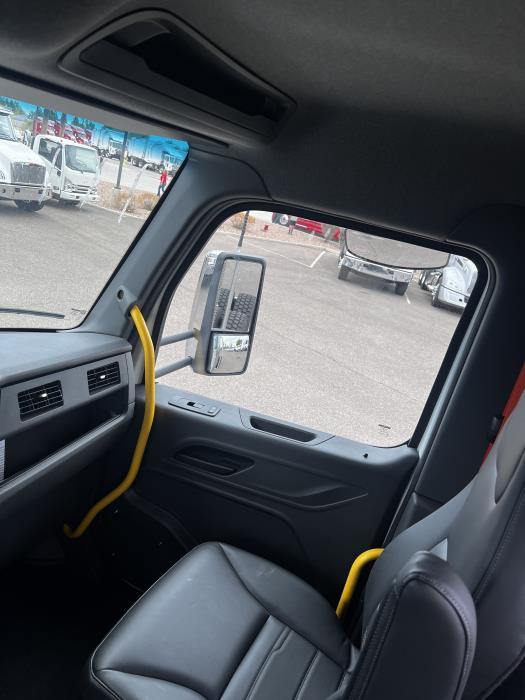 2026 Peterbilt 548-20