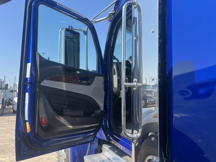 2026 Peterbilt 589-16