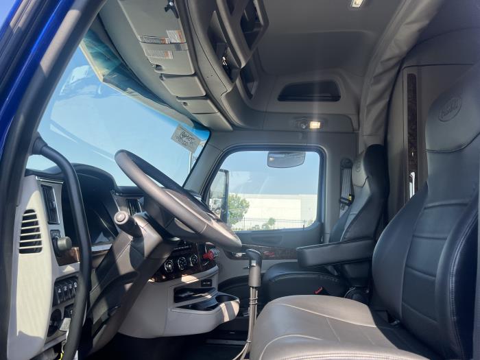 2026 Peterbilt 589-17