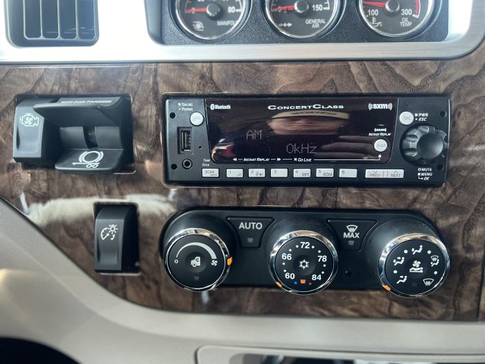 2026 Peterbilt 589-22