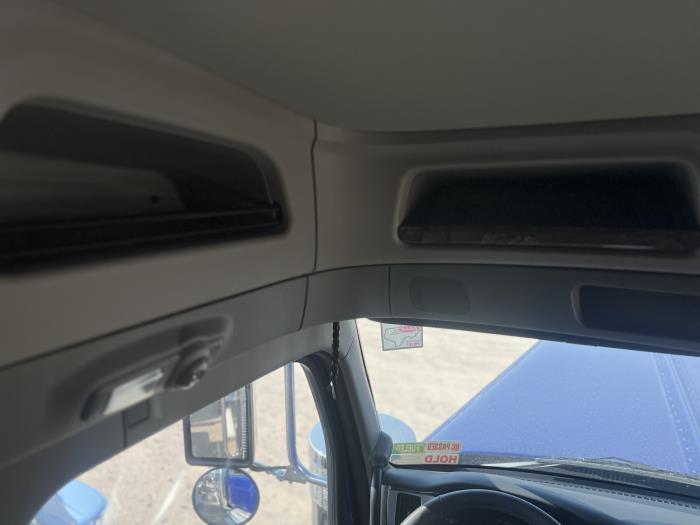 2026 Peterbilt 589-27