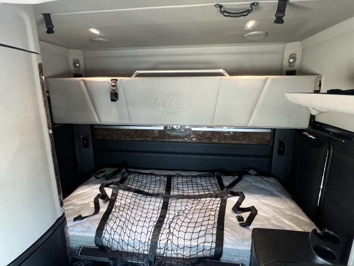 2026 Peterbilt 589-30