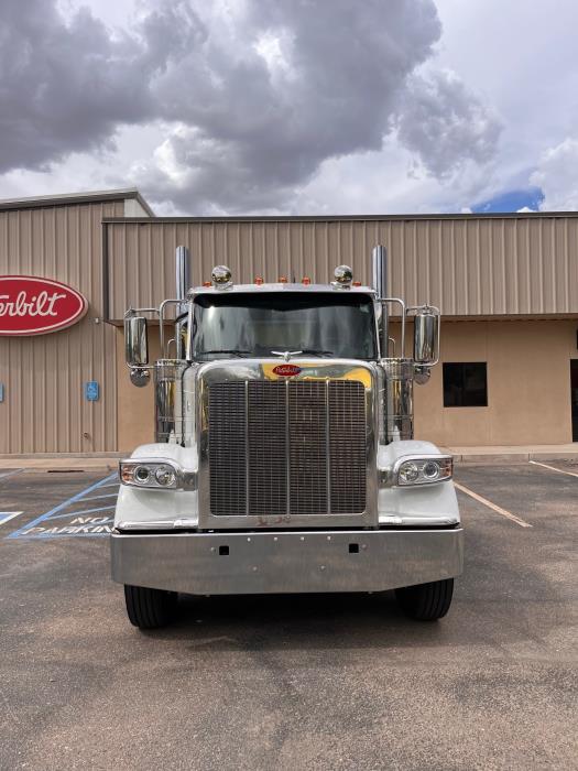 2026 Peterbilt 589-4